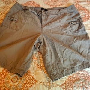Lane Bryant shorts sz 24
